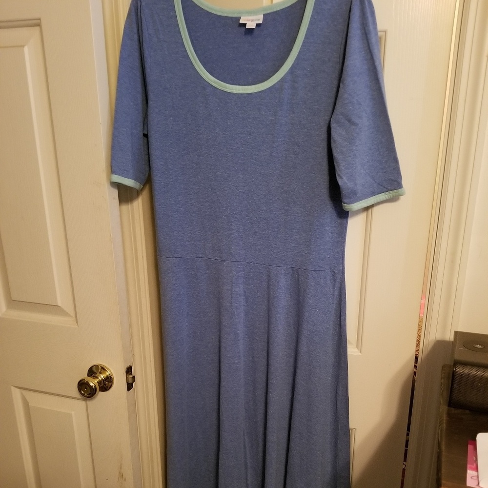💜💜$15💜💜Women's LulaRoe Anna
